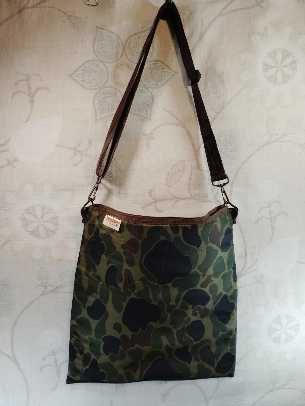 Quencheroo Canadian Hunter Camouflage & Brown Crossbody/Messenger Bag
